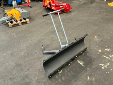 Stiga 1200mm Schneeschopfel – RESALE