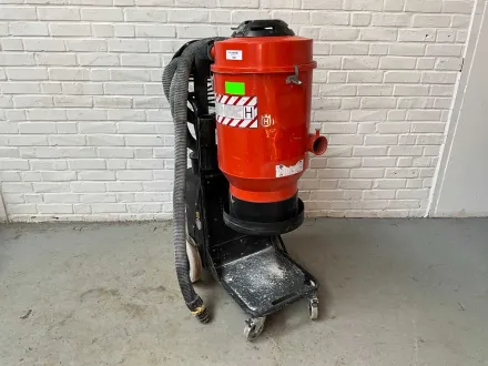2018 Husqvarna S26 Industriestaubsauger – RESALE
