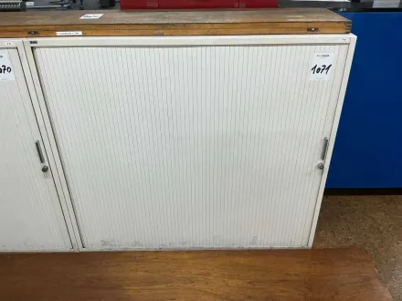 Aufbewahrungsschrank Büro- und Aufbewahrungsmöbel mit Erste-Hilfe-Medizinschrank – RESALE