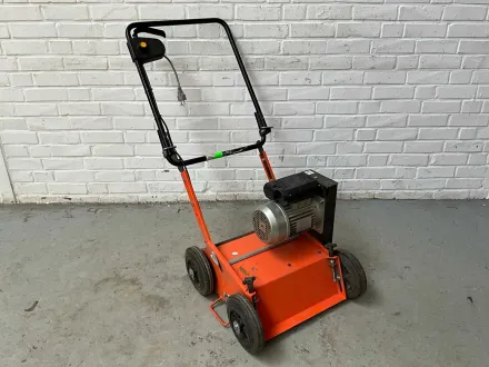 2014 Eliet E401 VM Vertikutierer – RESALE