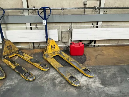 Hydraulischer manueller Palettenwagen für die Handhabung – RESALE