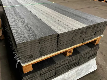 42x Verbunddeck Brett Anthrazit / hellgrau massiv - 400x18x2 cm - 31 m² – RESALE