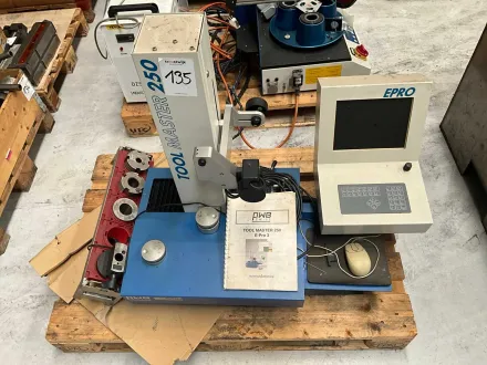 PWB Toolmaster 250 Werkzeugvoreinstellgerät – RESALE