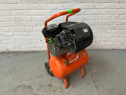 2019 Fiac FV 304-20 Kolbenkompressor – RESALE