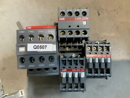 ABB – KONTAKTOR (4x) – RESALE