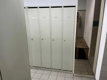 Metall-Industrieschließfächer LISTA – RESALE