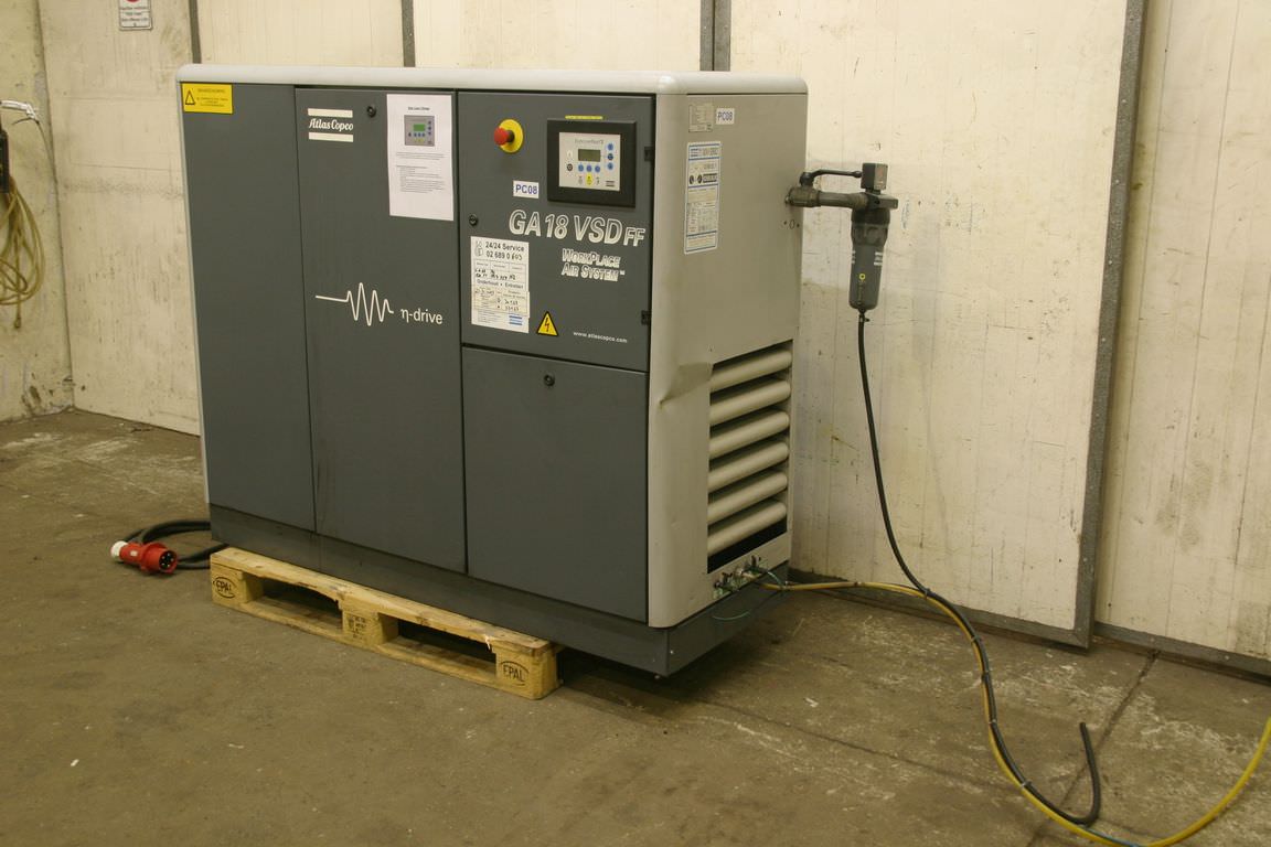 Atlas Copco GA18VSD FF Schraubenkompressor 3,2-6,9 m³/min (defekt)