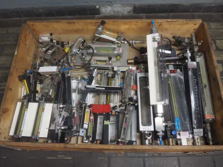 Charge verschiedener Durchflussmesser – RESALE