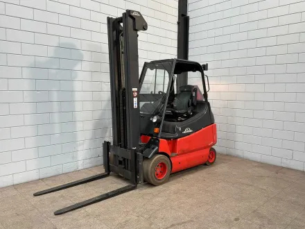 Linde - E30 - 6,6M Triplex - Gabelstapler – RESALE