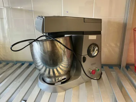 Kenwood Mixer – RESALE