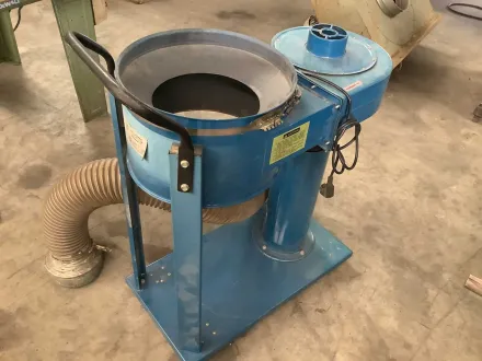 Staubabscheider – Filterabsaugungssystem – RESALE