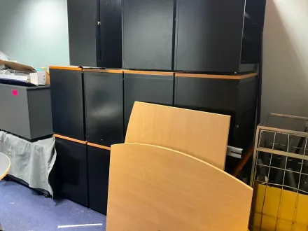 Büromöbel – RESALE
