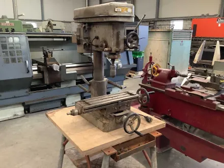 Bohrfräsmaschine – RESALE