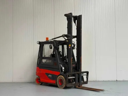 Linde - 2016 - E30L-01 - 3,3M Duplex, Seitenschaltung, Gabelpositionierer - Gabelstapler – RESALE