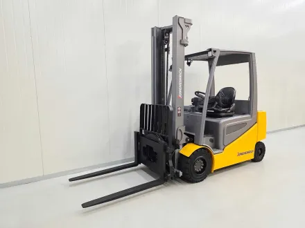 Jungheinrich - 2019 - EFG430 4M Duplex, Rotator/Kipper, Seitenschaltung - Gabelstapler – RESALE