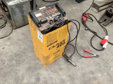 Deca – Klasse 400 – Batterieladegerät – RESALE