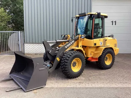 Volvo L30HS Schaufel 2026 – RESALE