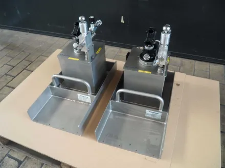 Hydro Vasli – Edelstahl-Hydraulik-Handpumpe (2x) – RESALE