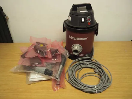 Minuteman - C82904-07 - HEPA-Staubsauger – RESALE