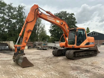 2006 DAEWOO SOLAR 140LC-V Krabbenbagger – RESALE