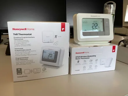 Honeywell T4R / DT4R Thermostat (2x) – RESALE