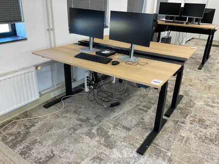 Schreibtisch – RESALE