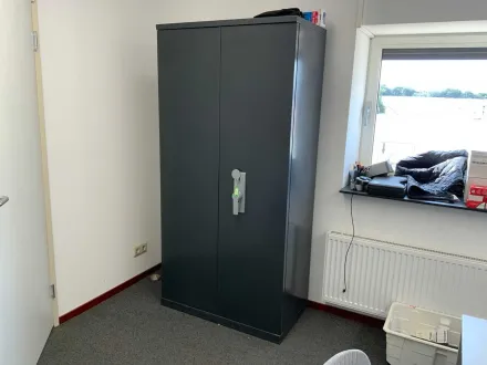Mauer Feuerfester Aktenschrank – RESALE