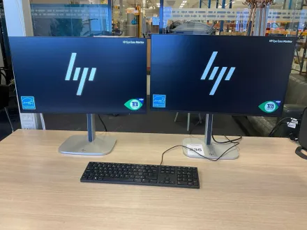 HP 524pf Monitor (2x) – RESALE