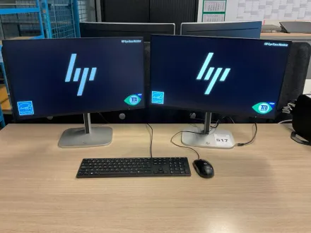 HP 524pf Monitor (2x) – RESALE