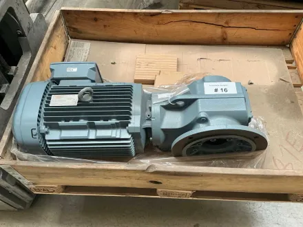 SEW-Eurodrive KAF77DRE160MC4/TH Elektromotor - Getriebemotor – RESALE