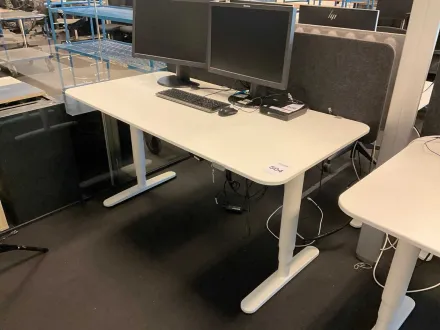 Schreibtisch – RESALE