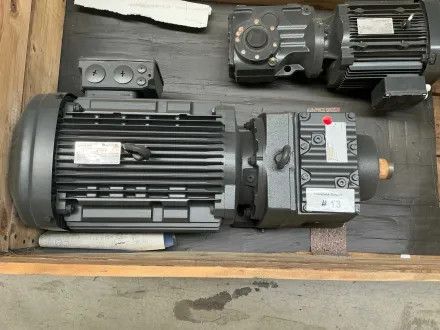 SEW-Eurodrive R87 DRN160LA/TF Elektromotor - Getriebemotor – RESALE