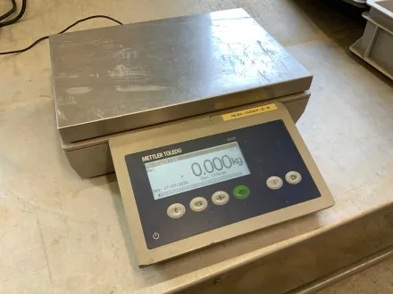 Mettler Toledo ICS425D-15LA/f Digitale Waage – RESALE
