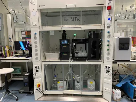SHIMADZU - 2021 - LCMS-2020 - Kombination der Lots 5 und 12 HPLC-Ketten- und Massenspektrometer – RESALE