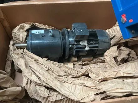 Walter Flender 1TZ9001 Elektromotor - Stirnradgetriebemotor – RESALE