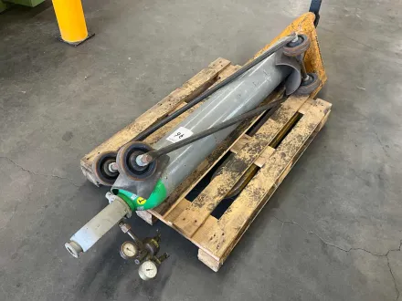 Gasflasche mit 2 Flaschenwagen – RESALE