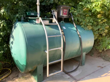 2013 Berg-O-Tool BRL - K796/02 3000-Liter-Dieseltank – RESALE