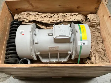 2019 IFE LM882T 3-Phase Unwucht-/Vibrationsmotor – RESALE
