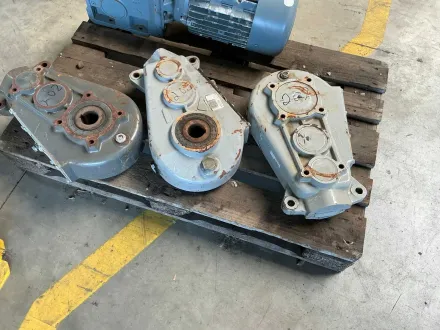 Industrie-Aufsteckgetriebe / Untersetzungsgetriebe (3x) – RESALE