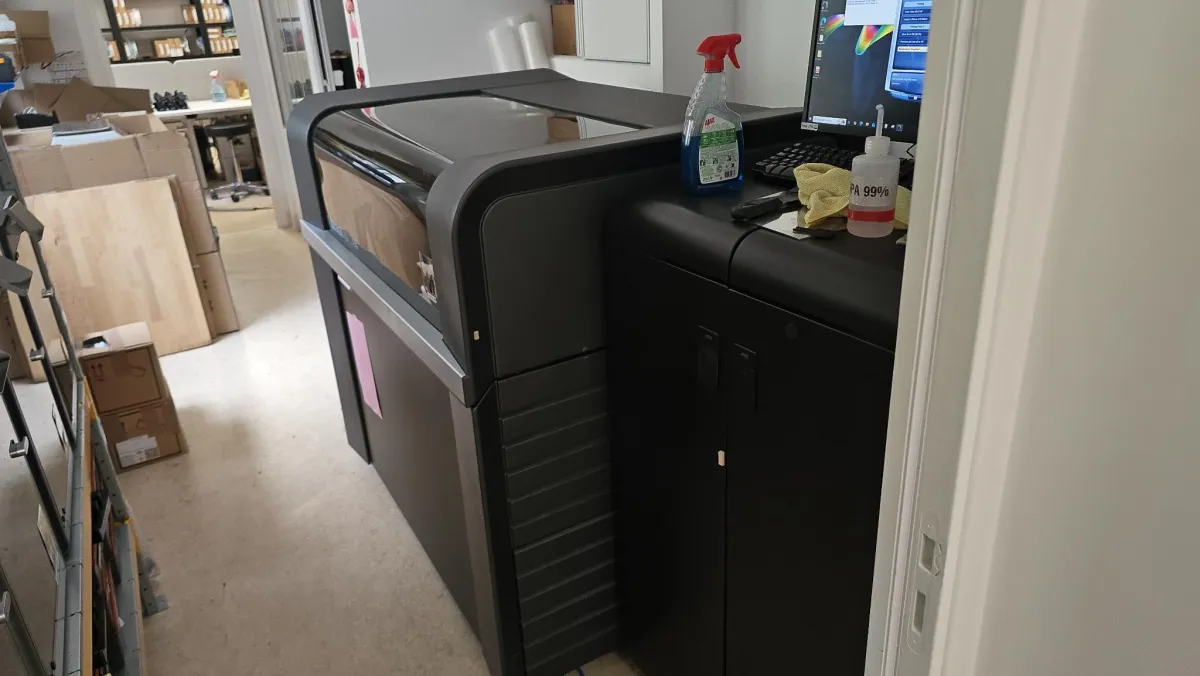 STRATASYS J750
