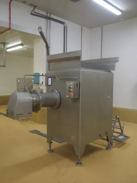 Cfs grinder, type: C. 250-Uni-S, machine number: 5 – RESALE