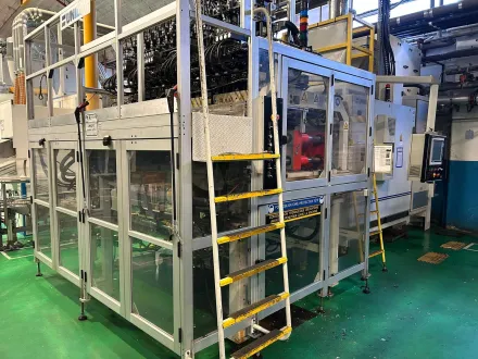 UNILOY MILACRON UR-110 16-KOPF-HINKOLBENSCHRAUBEN-INTERMITTIERENDE EXTRUSIONS-BLASFORMMASCHINE – RESALE