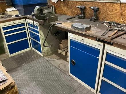Tim Werkbank mit Inhalt – RESALE