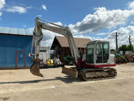 2011 Takeuchi TB175 Mini-Bagger – RESALE