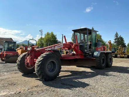 O&K - F206 - Grader - 2004 – RESALE