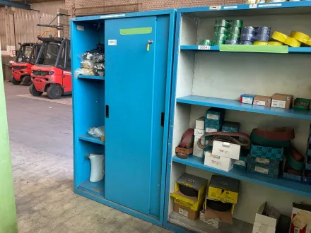 Lista Schrank, mit Inhalt – RESALE
