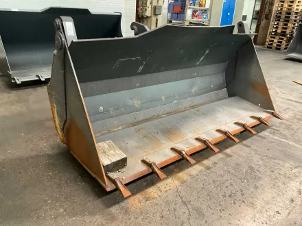 Mecalac MZS 1,80 cbm Klappschaufel – RESALE