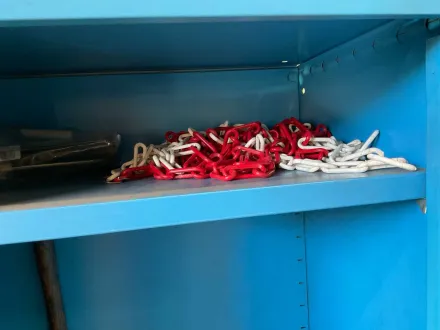 Lista Schrank, mit Inhalt – RESALE