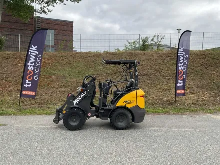 2025 Mecalac MCL2 Kompakt-Radlader – RESALE