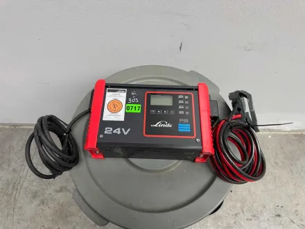 2021 Linde 24V 50A Ladegerät Hubwagen Ameise Gabelstapler Elektrostapler charger – RESALE